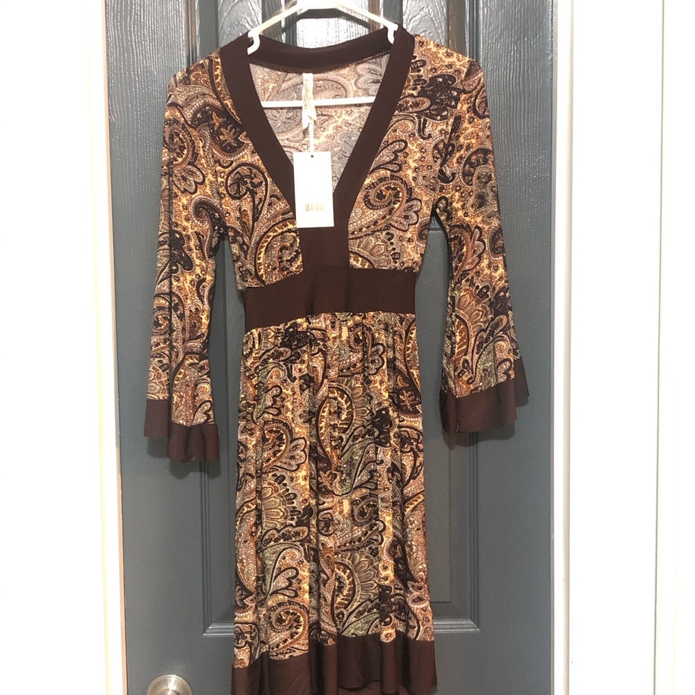 NWT! Tan Paisley Mini-Bell Sleeve Dress